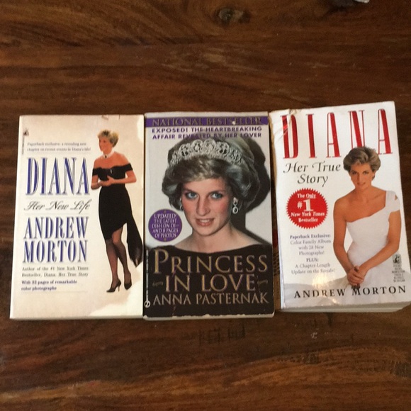 Princess Diana media collection paperbacks & magazines vintage 1990s - Picture 3 of 14